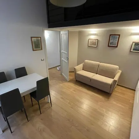 Della Porta Apartamento Nápoles